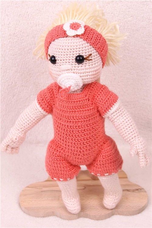 Breeze Al Yanaklı Emzikli Bebek Amigurumi Organik Oyuncak Karışık Renk (Boy 30 cm)